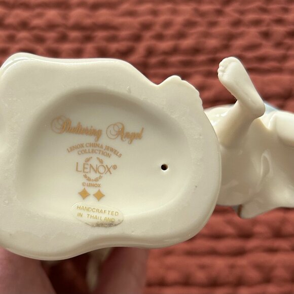 Lenox Guiding Angel Statue - Picture 2 of 6